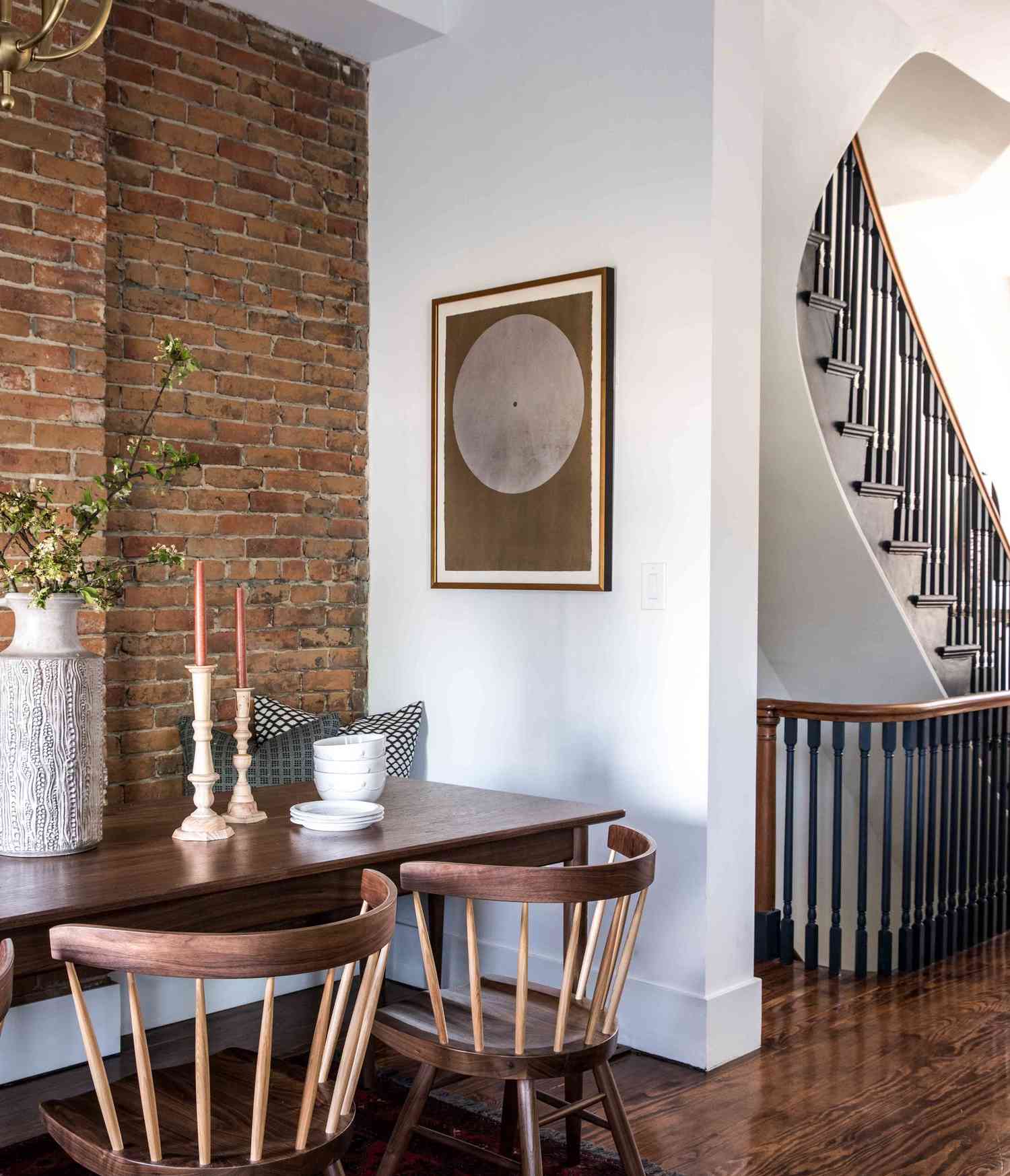 Unlocking the Potential of Small Spaces - How to Decorate a Corner in a Living Room That Remarkably Transforms Your Space