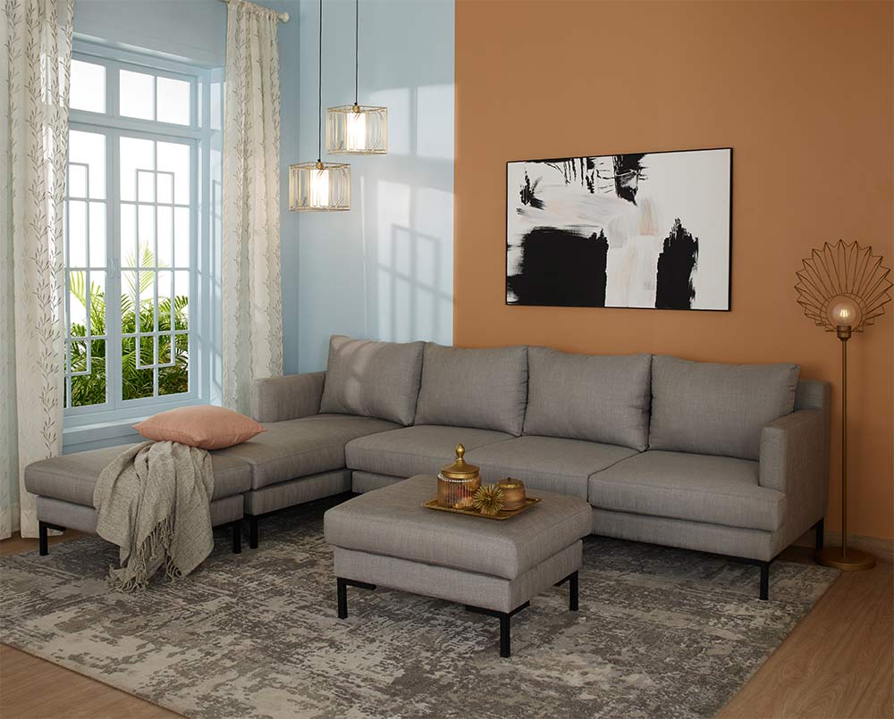 How to Decorate a Living Room with a Sectional Couch - Transform Your Space with Style and Comfort
