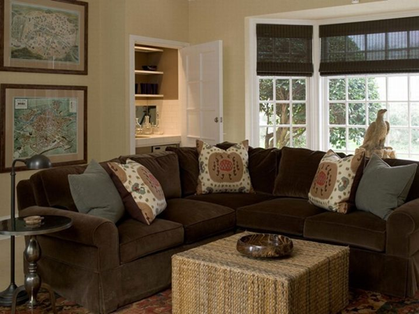 How to Decorate a Living Room with Brown Couches - Transform Your Space into a Stylish Retreat